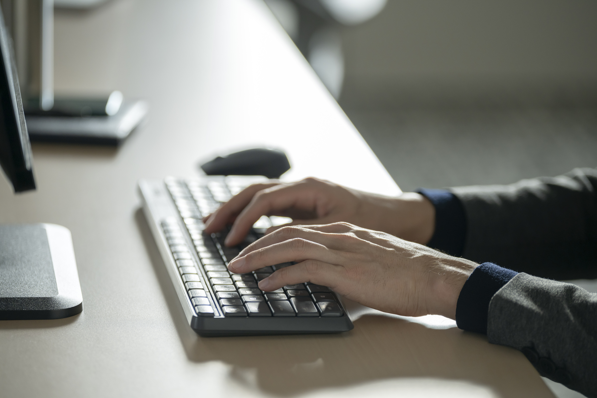 無刻印キーボードで最速タッチタイピング！その魅力と効果